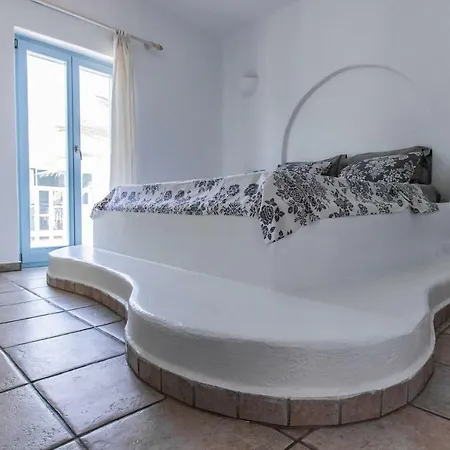 Casa Bianca Antiparos